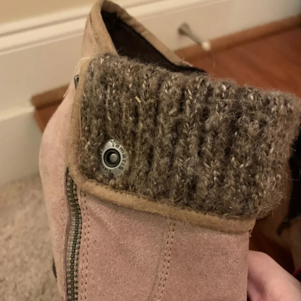 Boots - Picture 2 of 3
